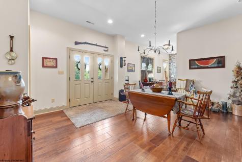 25 Garden Lane Morgantown WV 26505