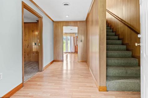 2833 Gladesville Road Independence WV 26374