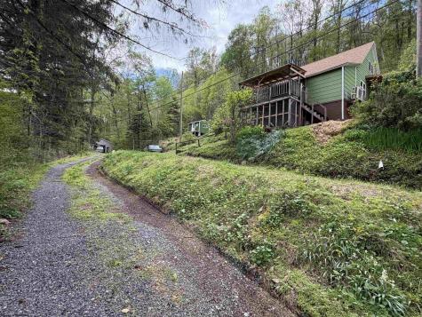 6357 Seneca Trail Montrose WV 26283
