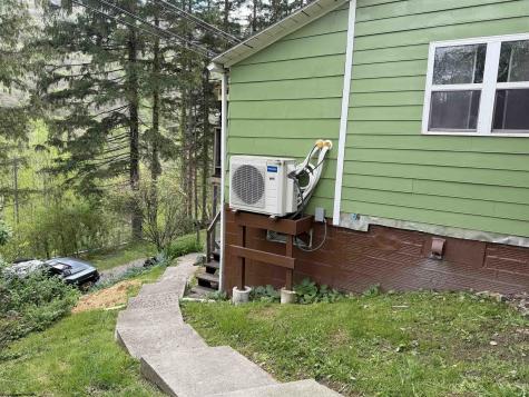 6357 Seneca Trail Montrose WV 26283