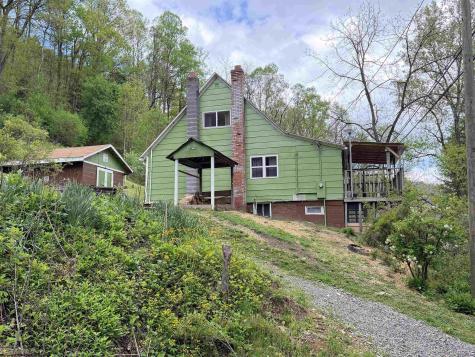 6357 Seneca Trail Montrose WV 26283