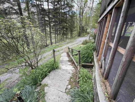 6357 Seneca Trail Montrose WV 26283
