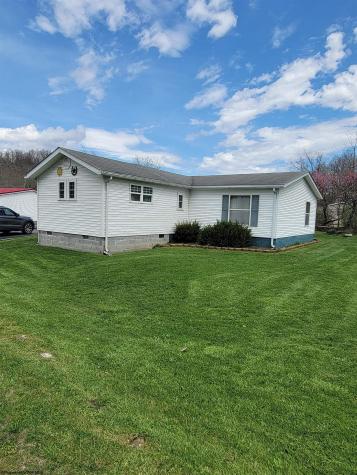 42 Gate Lane Elkins WV 26241