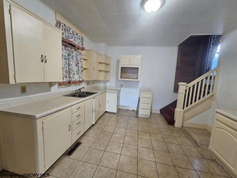 195 W Main Street Salem WV 26426