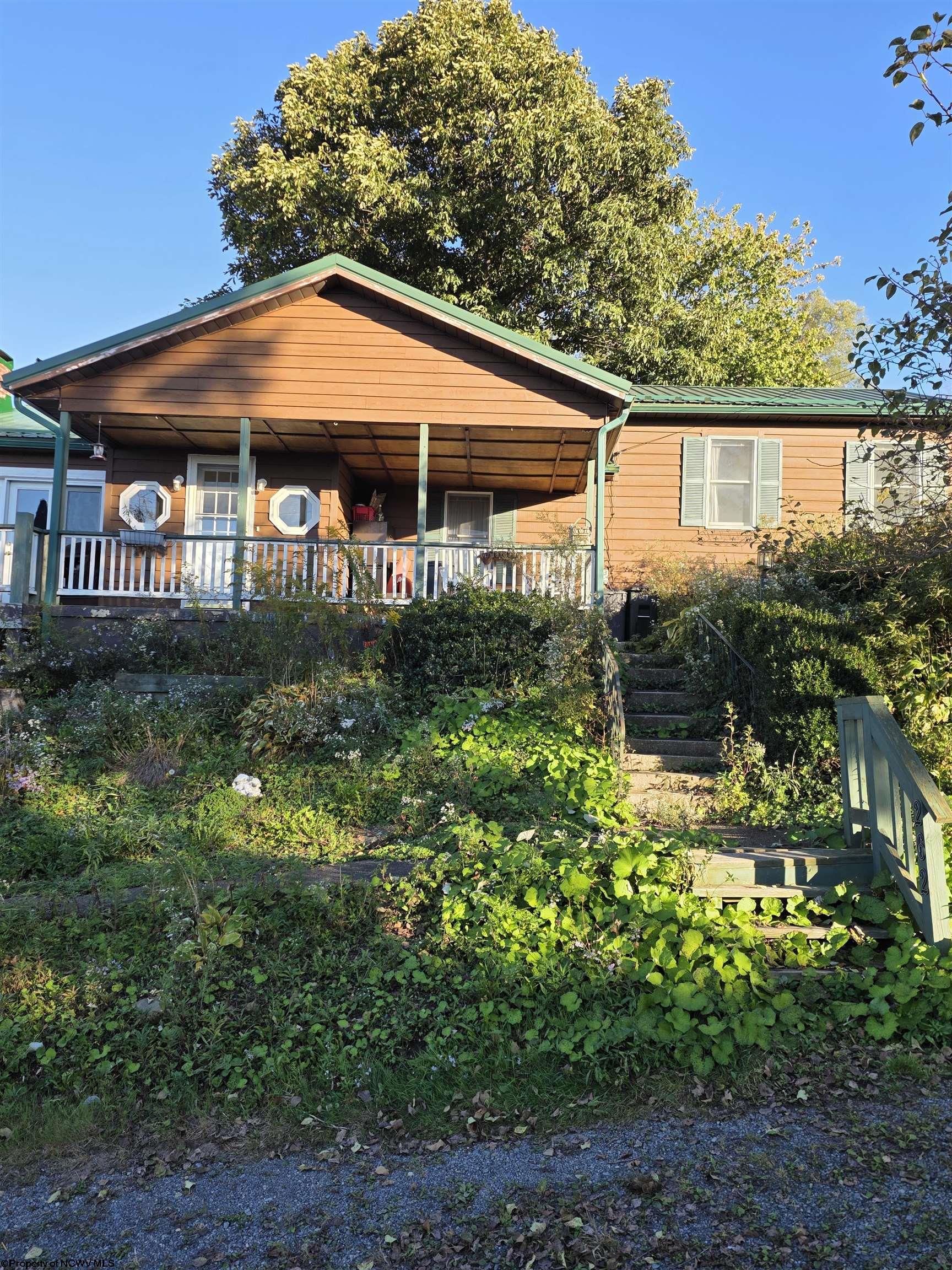 262 Brown Street Thomas WV 26292-0000