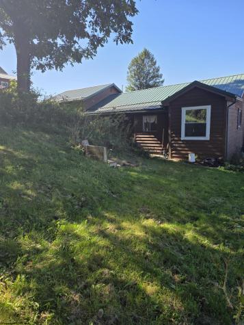 262 Brown Street Thomas WV 26292-0000