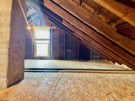 67 Gibson Avenue Masontown WV 26542