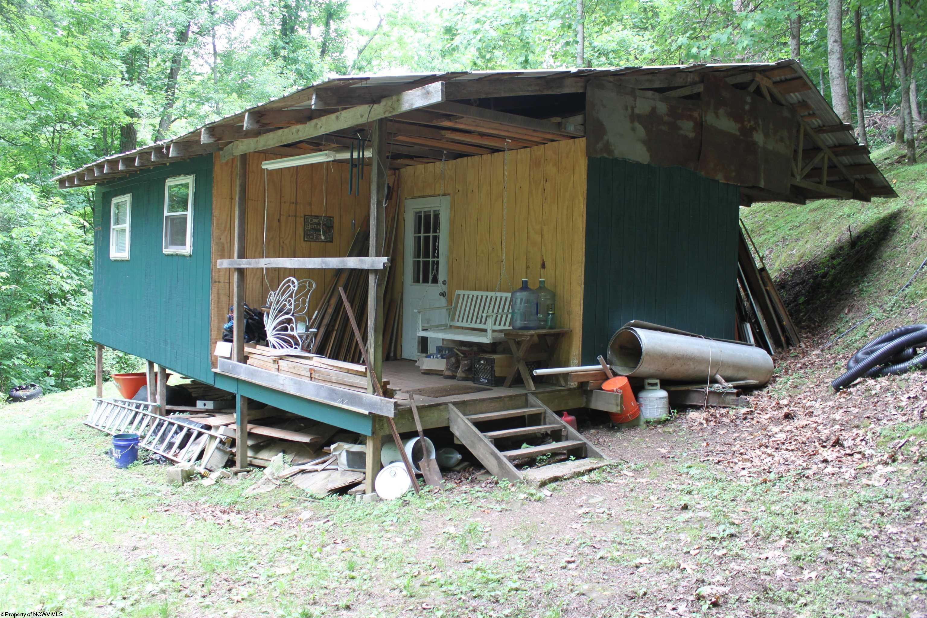 2495 Bergoo Road Bergoo WV 26298