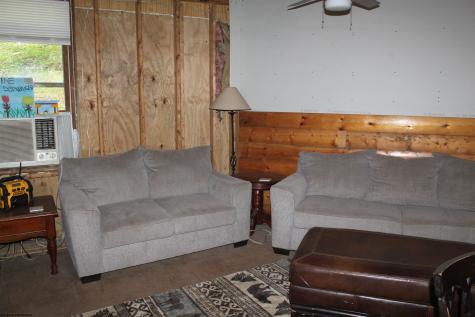 2495 Bergoo Road Bergoo WV 26298