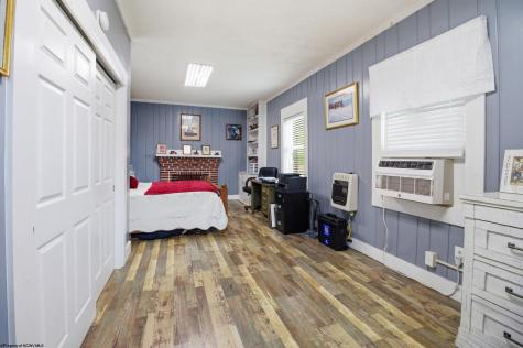 922 Tetrick Road Shinnston WV 26431
