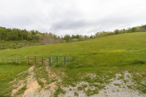 922 Tetrick Road Shinnston WV 26431