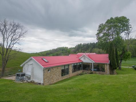 922 Tetrick Road Shinnston WV 26431