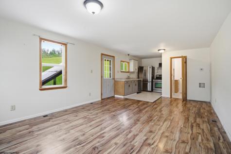 922 Tetrick Road Shinnston WV 26431