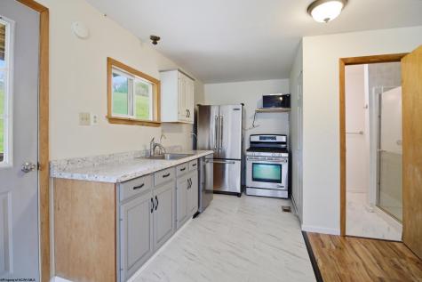922 Tetrick Road Shinnston WV 26431
