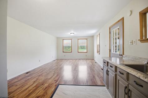 922 Tetrick Road Shinnston WV 26431
