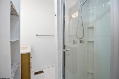 922 Tetrick Road Shinnston WV 26431