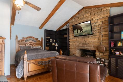 328 W Philadelphia Avenue Bridgeport WV 26330