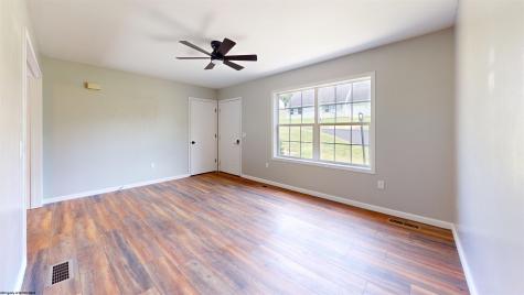69 Woodside Drive Bridgeport WV 26330