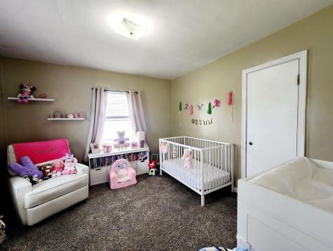 82 Pleasant Street Masontown WV 26542