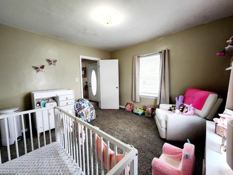 82 Pleasant Street Masontown WV 26542