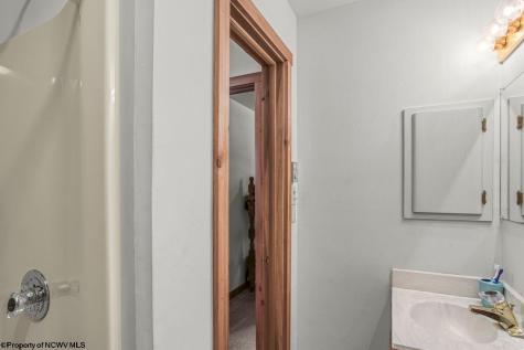 1002 Goldenrod Drive Terra Alta WV 26764