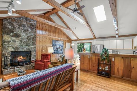 1002 Goldenrod Drive Terra Alta WV 26764