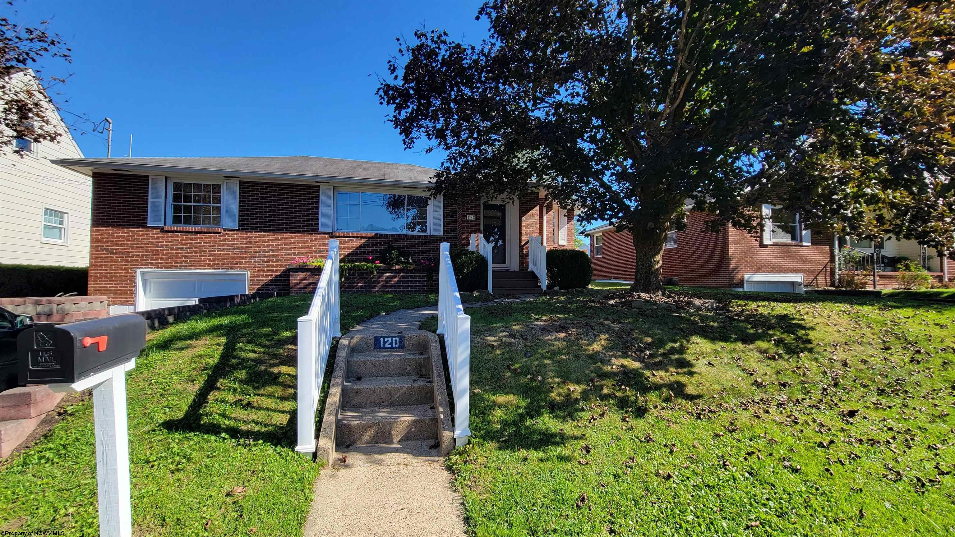 120 Seneca Drive Clarksburg WV 26301