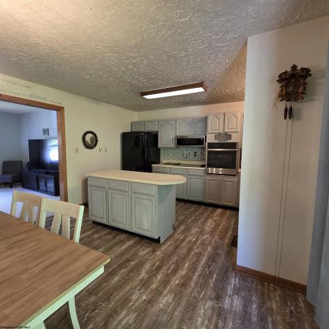 308 Cottage Avenue Weston WV 26452
