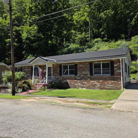 308 Cottage Avenue Weston WV 26452