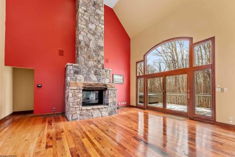 143 Hummingbird Lane Morgantown WV 26508