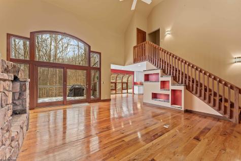 143 Hummingbird Lane Morgantown WV 26508