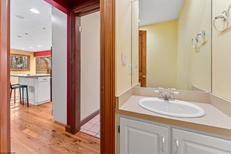 143 Hummingbird Lane Morgantown WV 26508