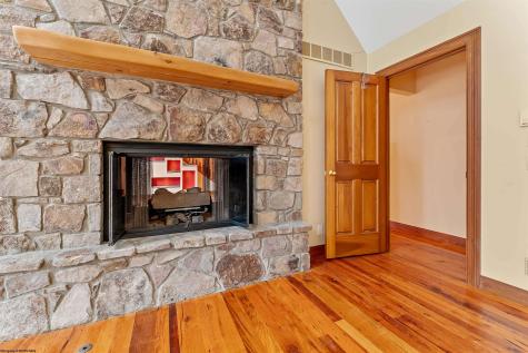 143 Hummingbird Lane Morgantown WV 26508