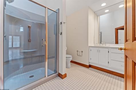 143 Hummingbird Lane Morgantown WV 26508