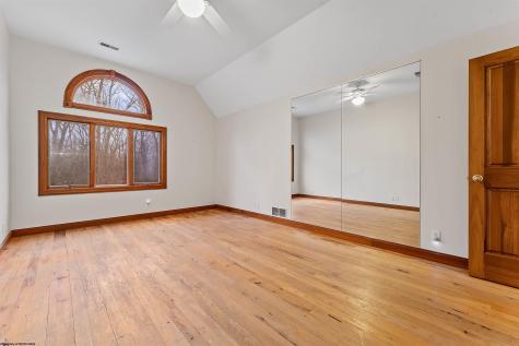 143 Hummingbird Lane Morgantown WV 26508