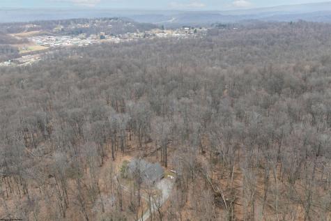 143 Hummingbird Lane Morgantown WV 26508