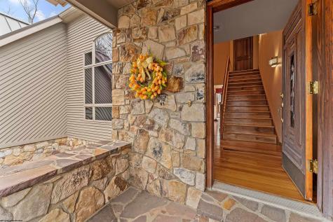 143 Hummingbird Lane Morgantown WV 26508