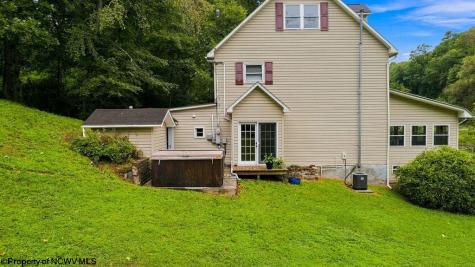 1612 Davisson Run Road Clarksburg WV 26301