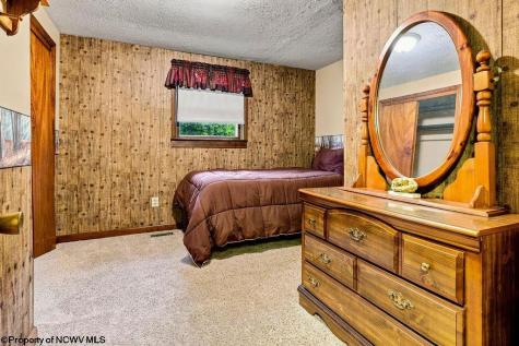 1612 Davisson Run Road Clarksburg WV 26301