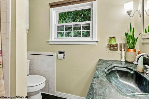 1612 Davisson Run Road Clarksburg WV 26301