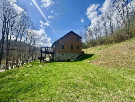 672 Buffalo Brink Road Mannington WV 26582