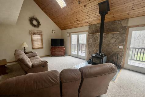 672 Buffalo Brink Road Mannington WV 26582