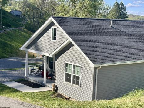 139 Montgomery Road Weston WV 26452