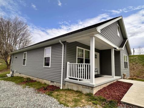 139 Montgomery Road Weston WV 26452