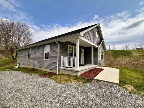 139 Montgomery Road Weston WV 26452
