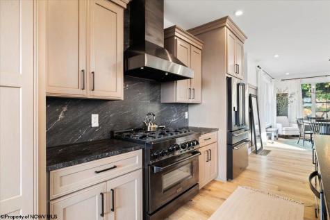 107 Oak Hill Lane Morgantown WV 26508