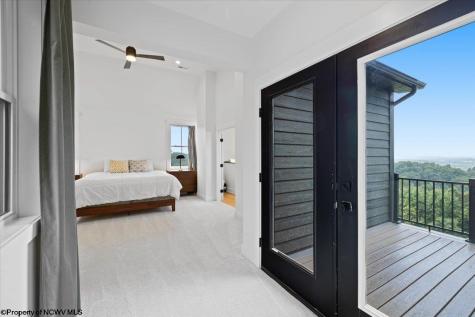 107 Oak Hill Lane Morgantown WV 26508