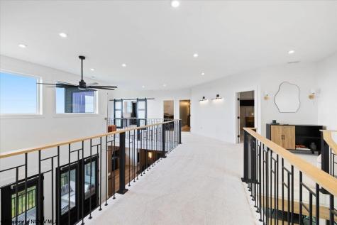 107 Oak Hill Lane Morgantown WV 26508