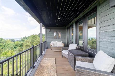 107 Oak Hill Lane Morgantown WV 26508