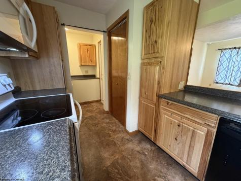 79 Fairfax Drive Bridgeport WV 26330